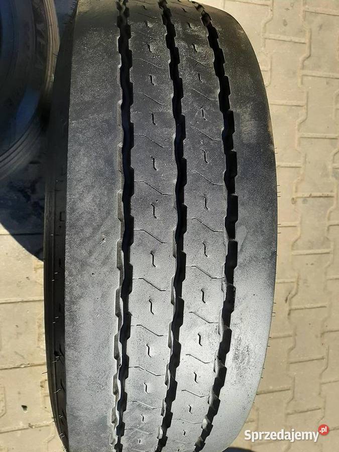 Opona używana ciężarowa 24570R175 GOODYEAR KMAX Zaścianki