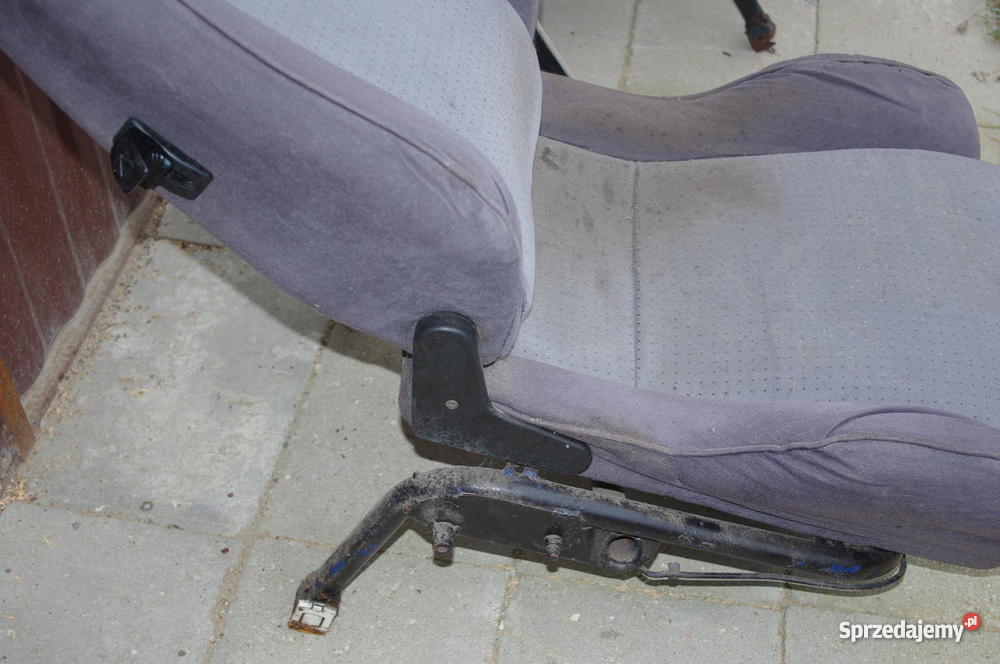 GARBUS fotele RECARO na piramidki