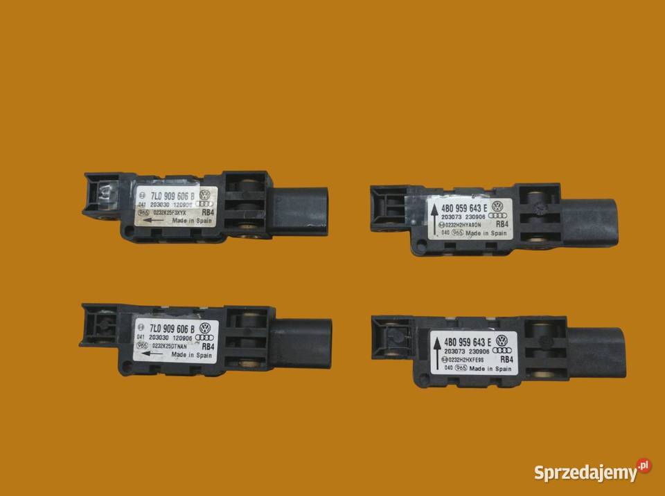 CZUJNIK SENSOR UDERZENIOWY KOMPLET 4 7L0909606B Części samochodowe