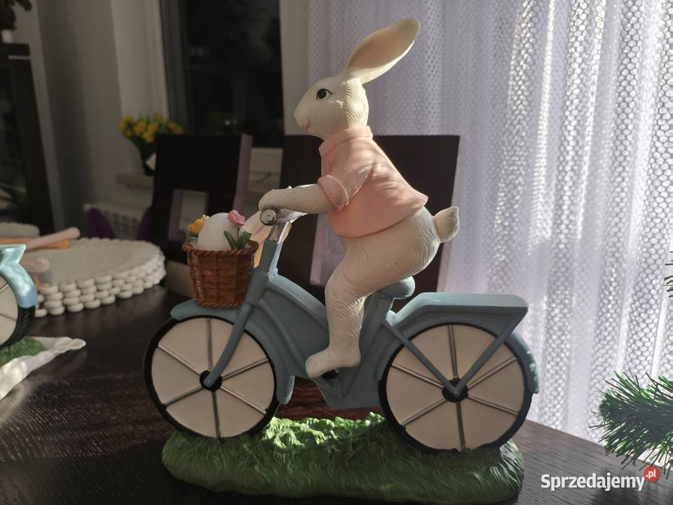Zając Wielkanocny na rowerze Ropczyce