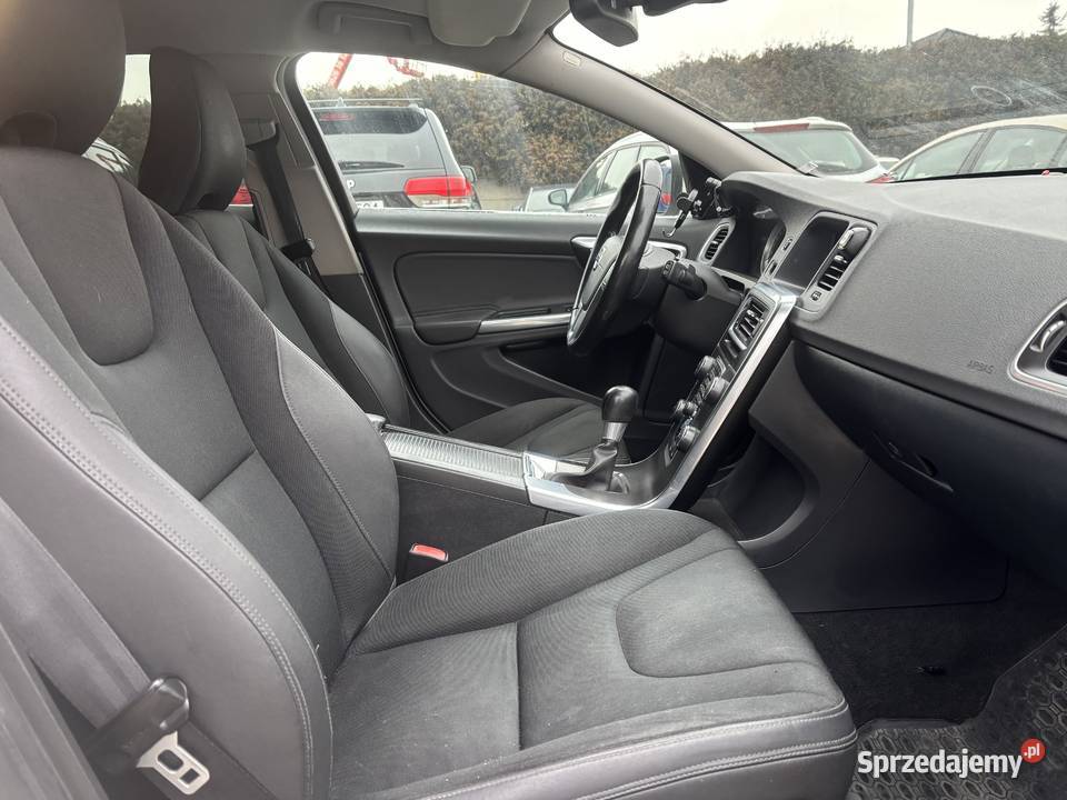 Volvo V60 z 2011r GWARANCJA ASR (kontrola trakcji) Paniówki
