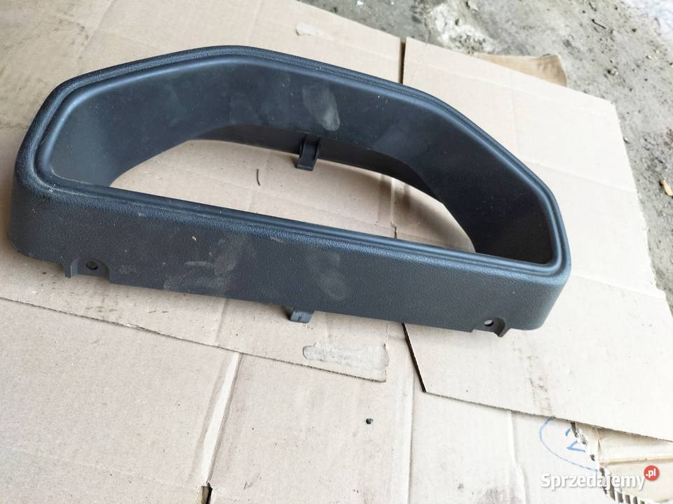 FORD FIESTA MK3 RAMKA OSŁONA LICZNIKA ZEGARÓW Osłony i zaślepki sprzedam