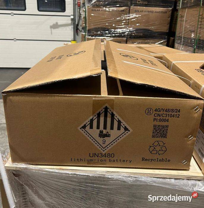 DEYE 1 bateria 512 kWh HV BOSGM51 3999 Panele fotowoltaiczne