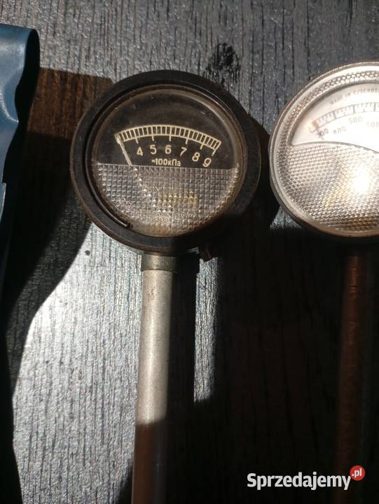 Przyrząd do mierzenia ciśnienia w oponach Ciśnieniomerze do kół Lublin