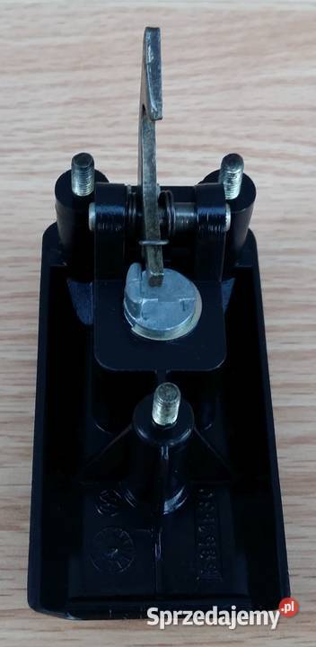 Zamek z obudową zamka kaseta pokrywy komory