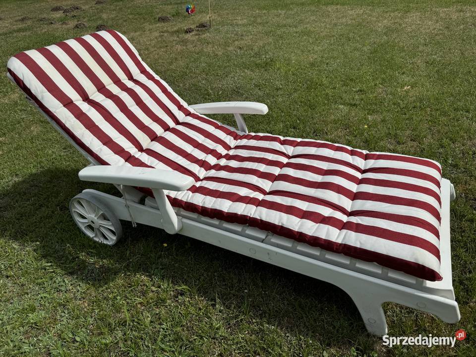 Materacyk w pasy biało bordowy na leżak długi Garwolin sprzedam
