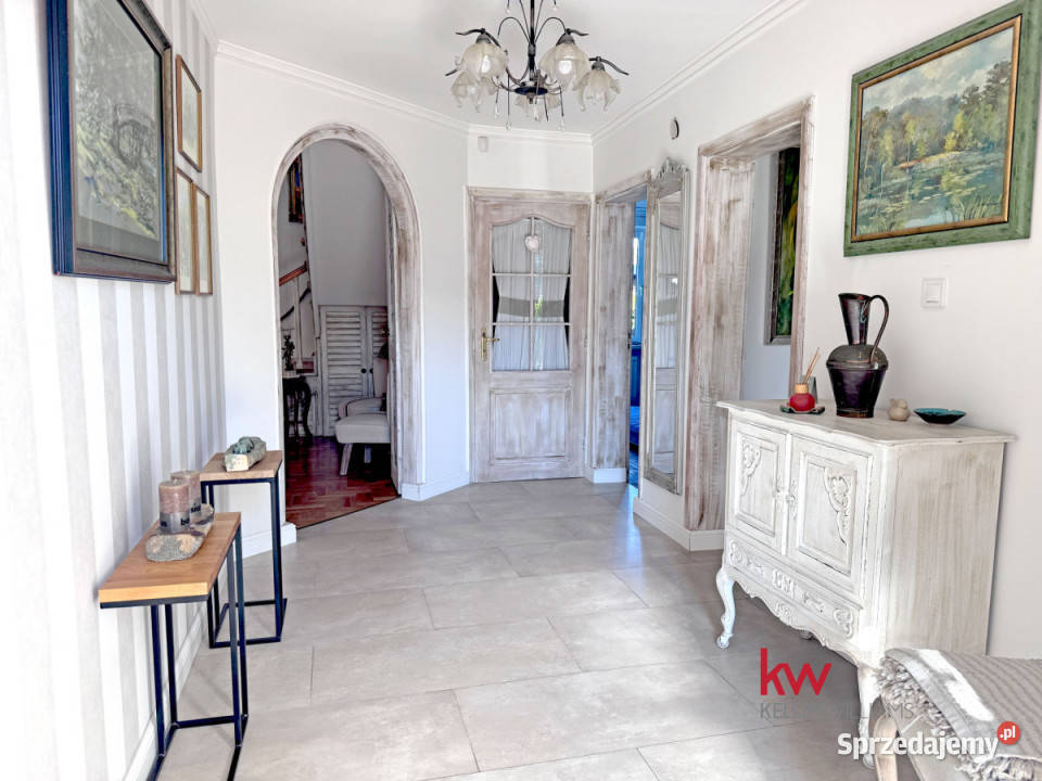 Dom wolnostojący sprzedam Janów Wesoła 280m2