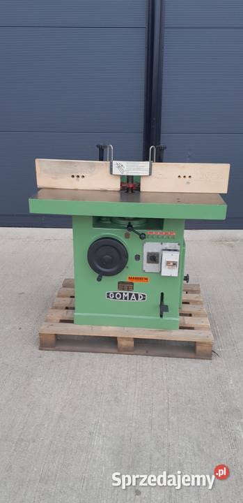 Frezarka dolnowrzecionowa GOMAD 25 1526