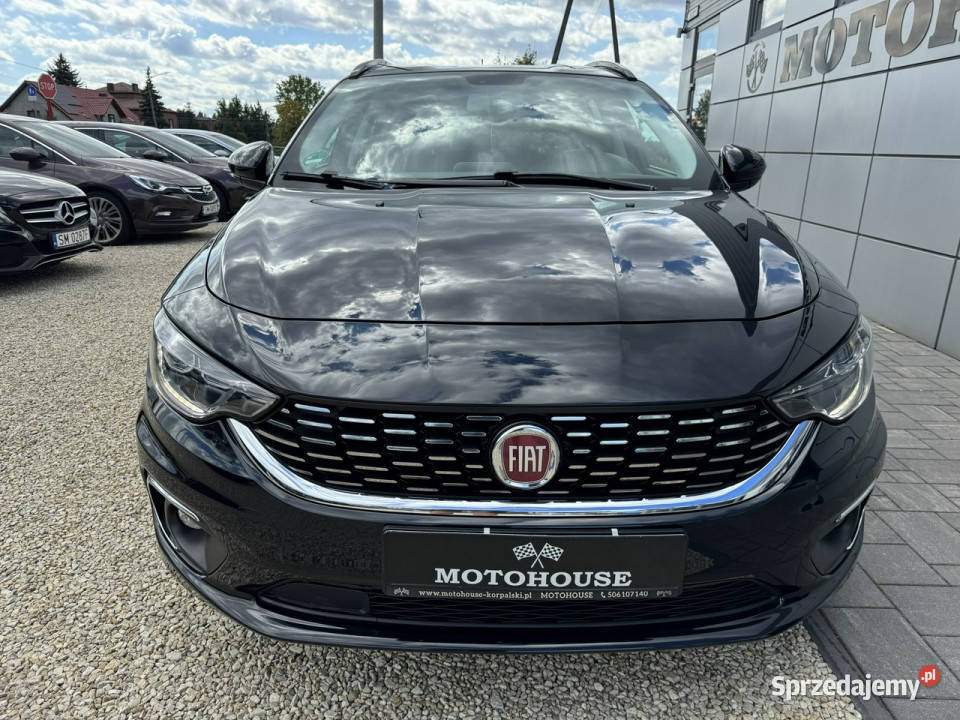 Fiat Tipo 14 Turbo business xenon kamera navi czujnik zmierzchu