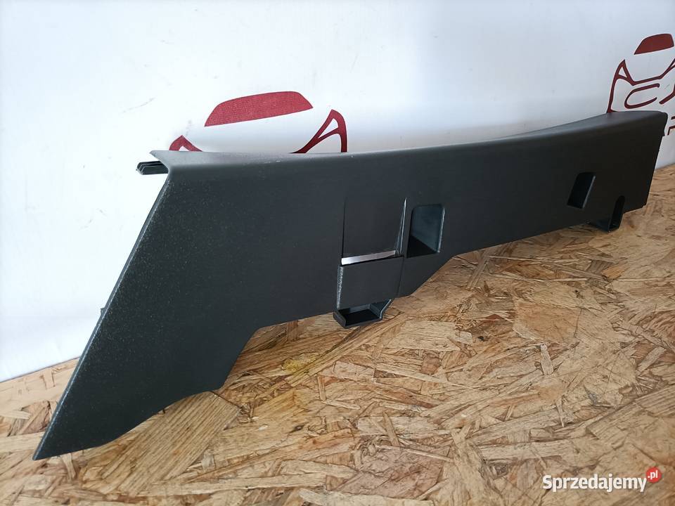 VOLVO V50 LIFT OSŁONA BAGAŻNIKA LEWY TYŁ 8663548 osobowe Pleszew