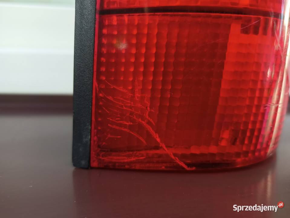 VW Polo II 86c2f kombi lampa tył tylna lewa osobowe Sieradz