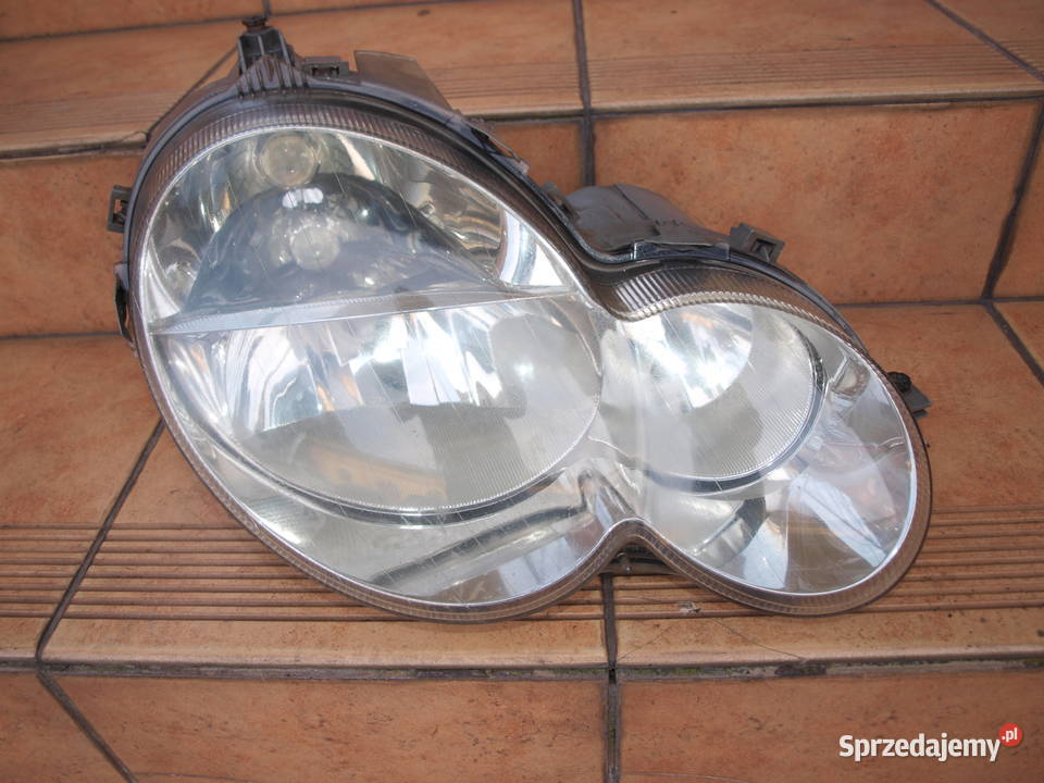 Mercedes C klasa W203 lampa prawa przód zwykła wielkopolskie Kalisz