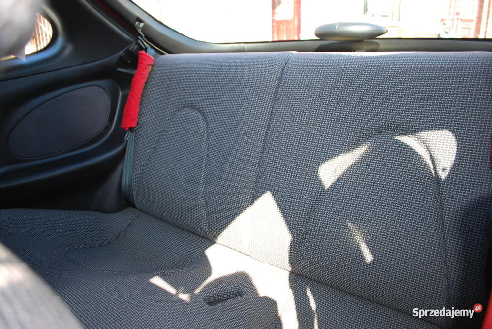 Hyundai Coupe czerwony LPG auto Ferrari centralny zamek Barcin sprzedam