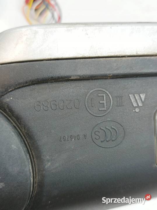 LUSTERKO PRAWE 13PIN EUROPA Skoda Superb II