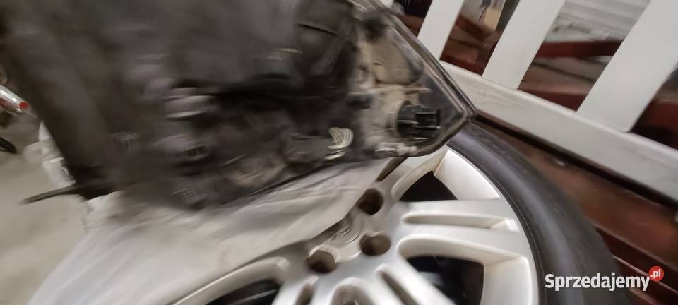 Lampy Dodge Ram 1500 Rok produkcji 2014 Lampy przednie Dobroszyce