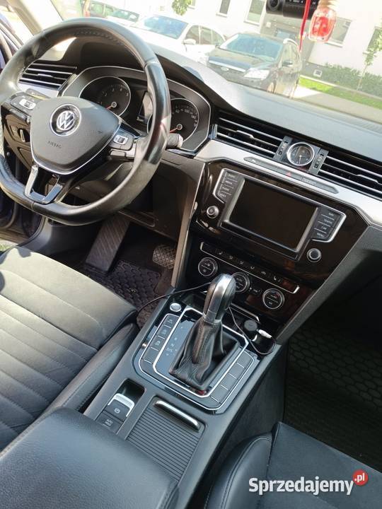 Sprzedam Volkswagen Passata B8 18TSI lakier metallic Samochody osobowe Koszalin