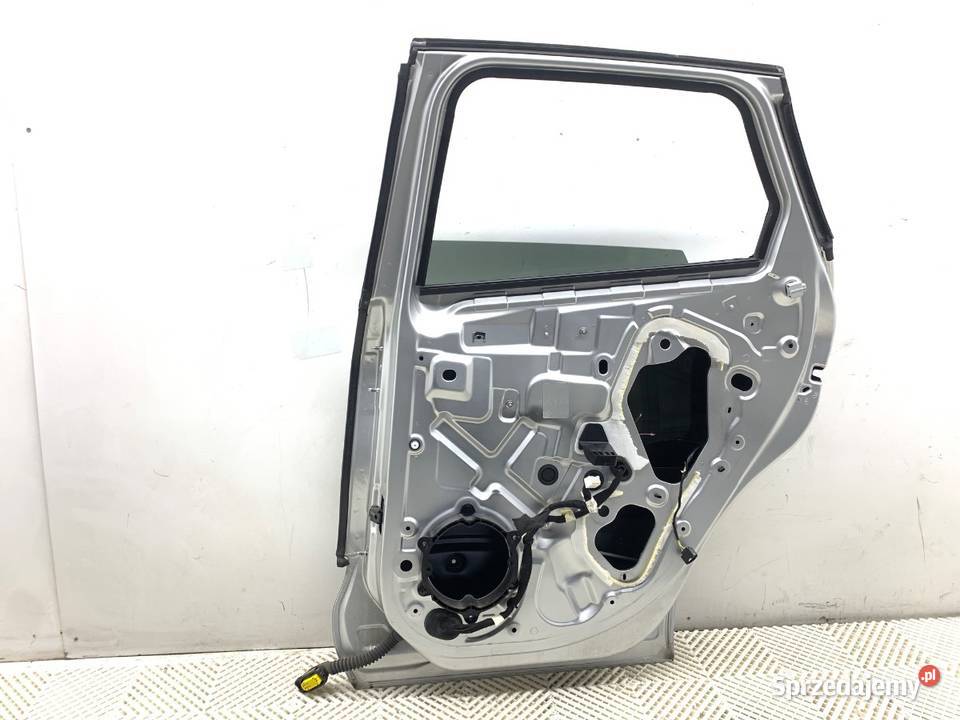 DRZWI PRAWY TYŁ BIXNM RENAULT CAPTUR I Crossover sprzedam