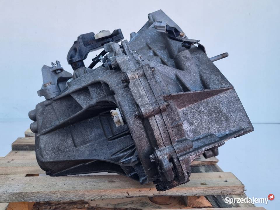 SKRZYNIA BIEGÓW Renault Megane III 16 16V Rudka