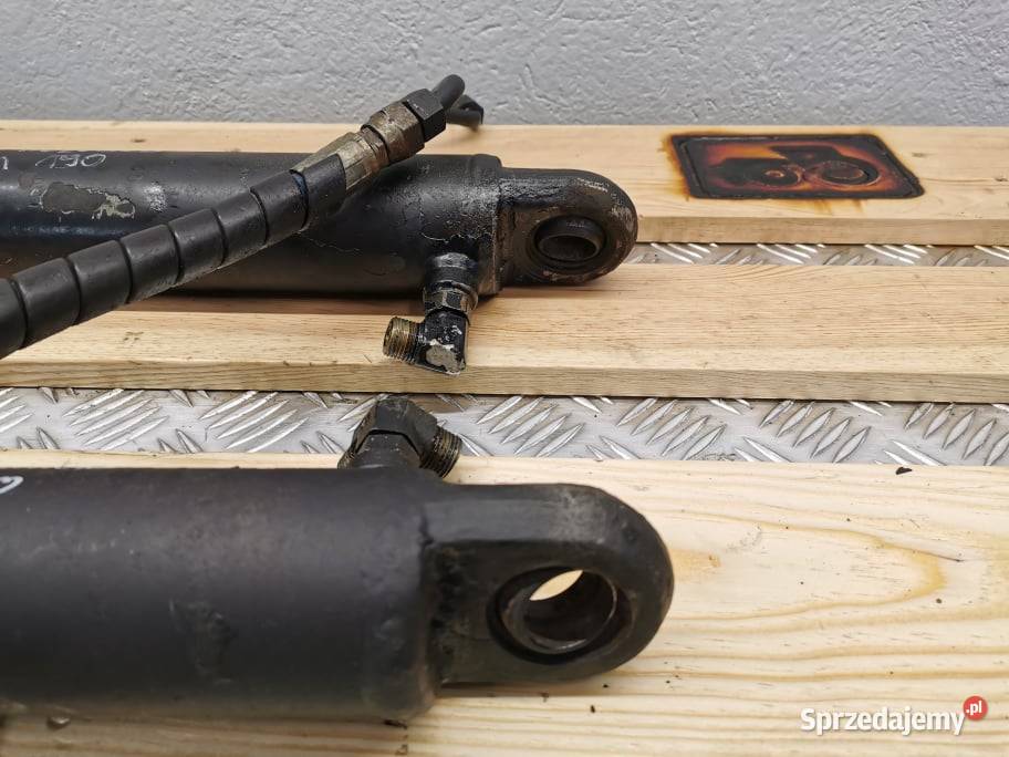 Siłownik skrętu Holland TM 190 Wilkowo