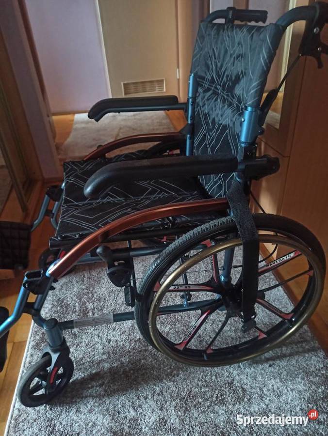 Składany wózek inwalidzki