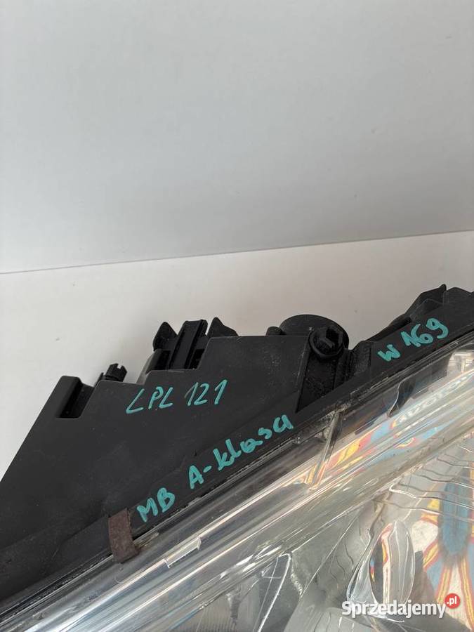 Mercedes W169 A klasa A1698200561 soczewka LAMPA