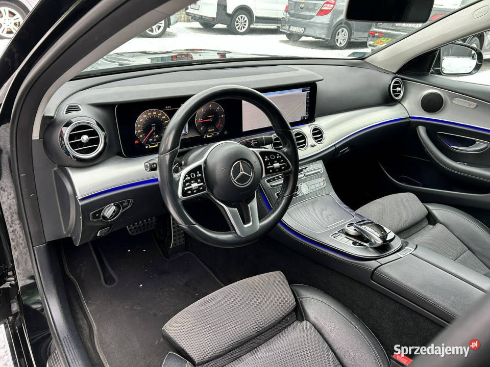 Mercedes E 200 El HAK Virtual Kokpit Martwe Pole czarny