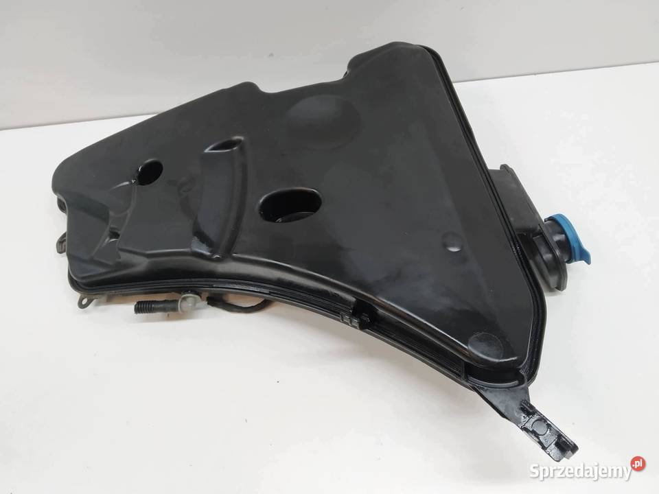 ZBIORNICZEK SPRYSKIWACZY 105435 Bmw Seria 5 VII Motoryzacja świętokrzyskie