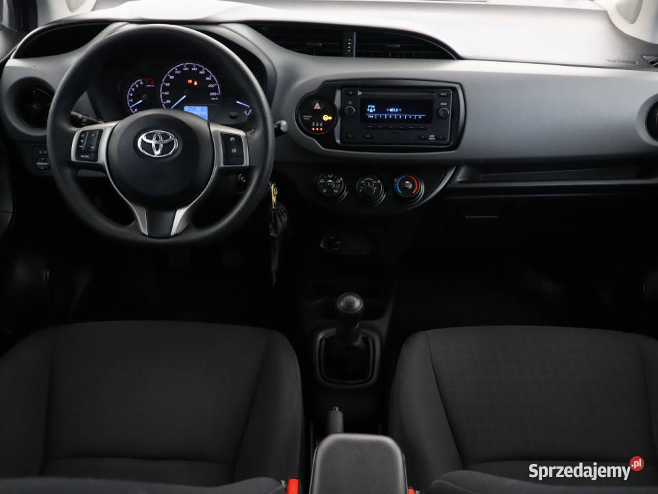 Toyota Yaris 10 VVTi czujnik deszczu Bielany Wrocławskie sprzedam