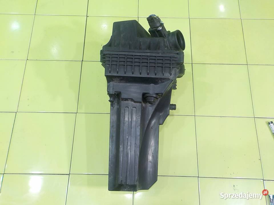 FORD B 10 B 13r 5D obudowa filtra powietrza osobowe mazowieckie Suków sprzedam