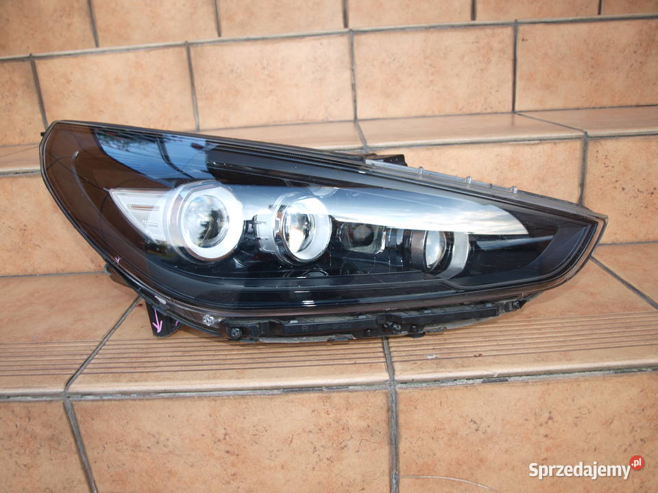 Hyundai i30 lampa prawa przód Full Led 10 Pinów prawe Kalisz