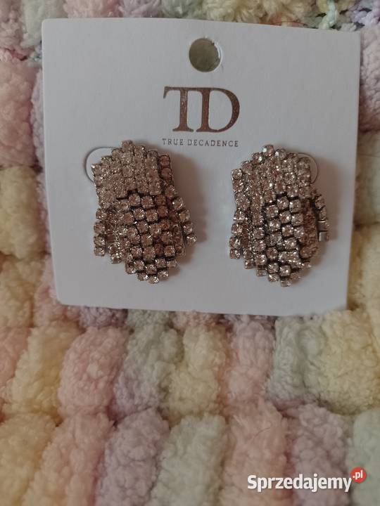 Bogato zdobione kolczyki ślubnewieczorowe z Kraków