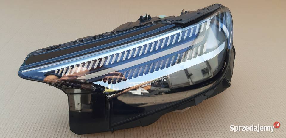 AUDI Q4 ETRON REFLEKTOR LEWY MATRIX LAMPA LEWA Lampy przednie Bieleń