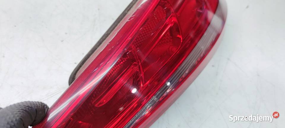 LAMPA PRAWY TYŁ AUDI Q3 8U 8U0945094 ZWYKŁA NA Przystajń sprzedam