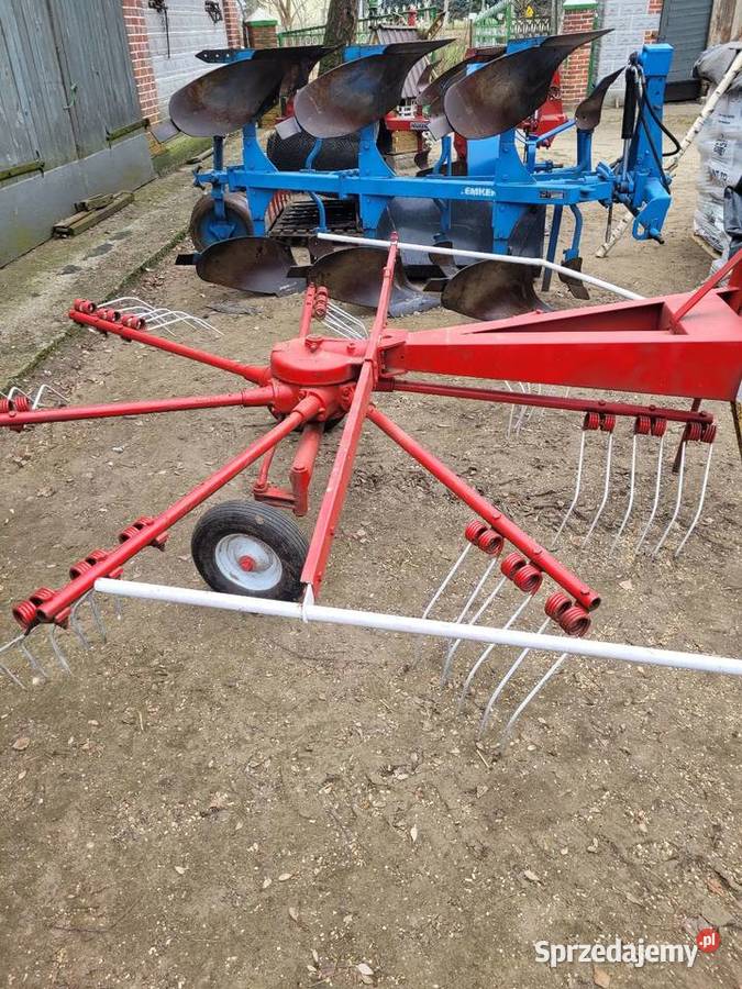 Zgrabiarka Zgrabiarki i przetrząsacze Poradzew