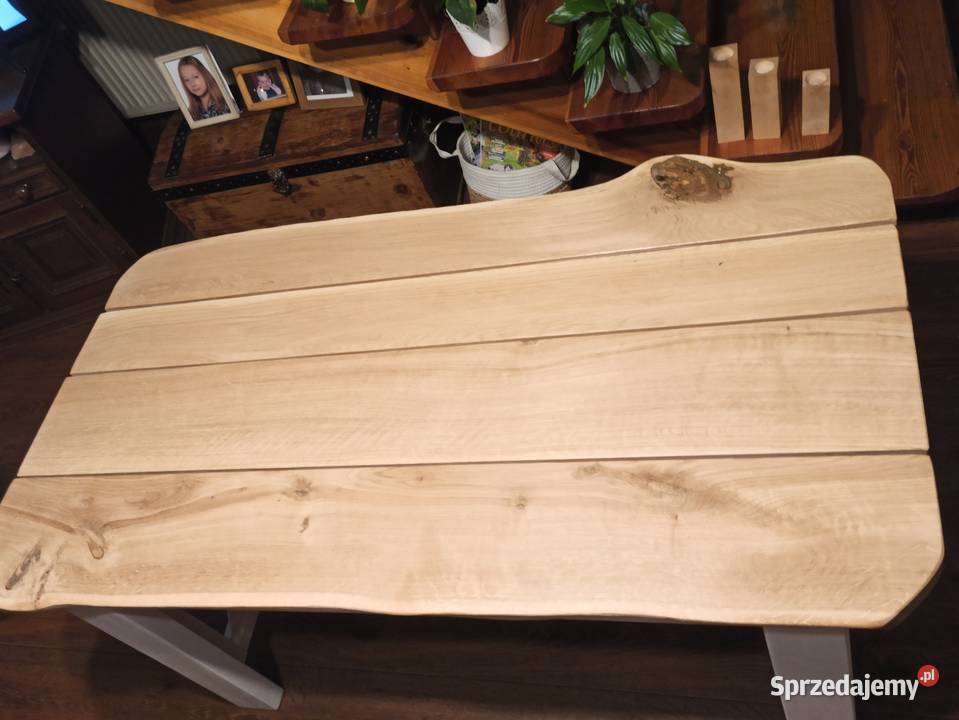 Stolik kawowy z dębowym blatem