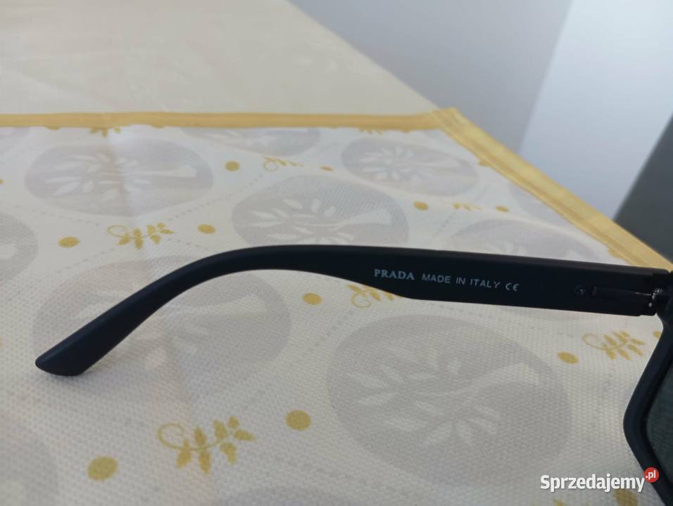 Okulary przeciwsłoneczne Prada sportowe lekkie podlaskie