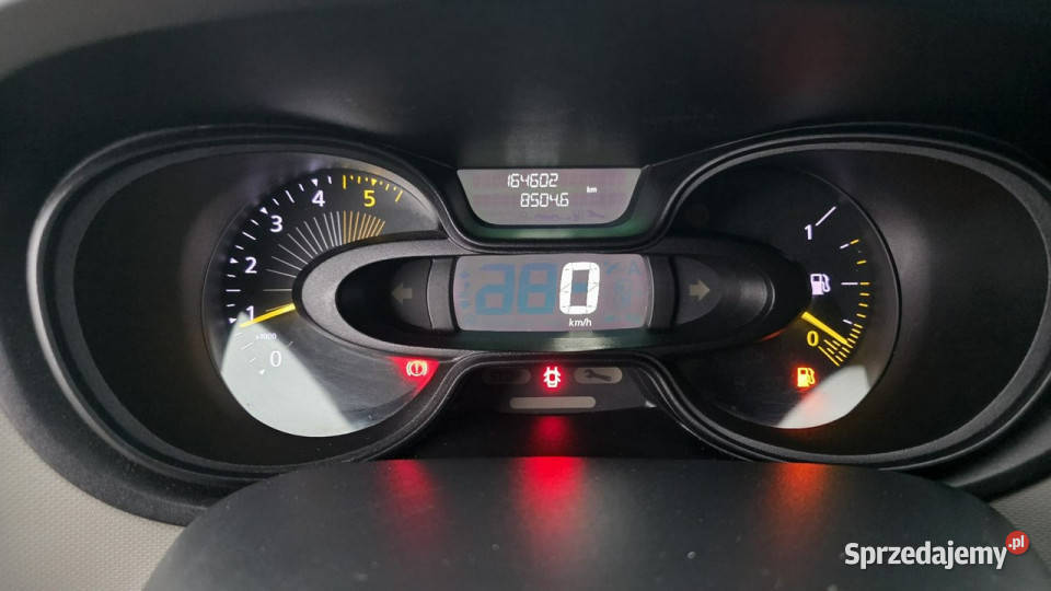 Renault Trafic Klima long navi mały przebieg Rok produkcji 2016 pomorskie Lębork