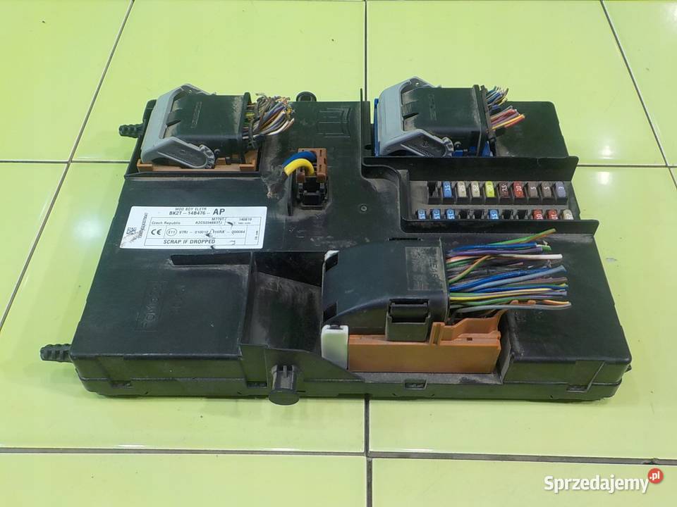 TRANSIT MK8 VIII 22 15r skrzynka bezpiecznikow