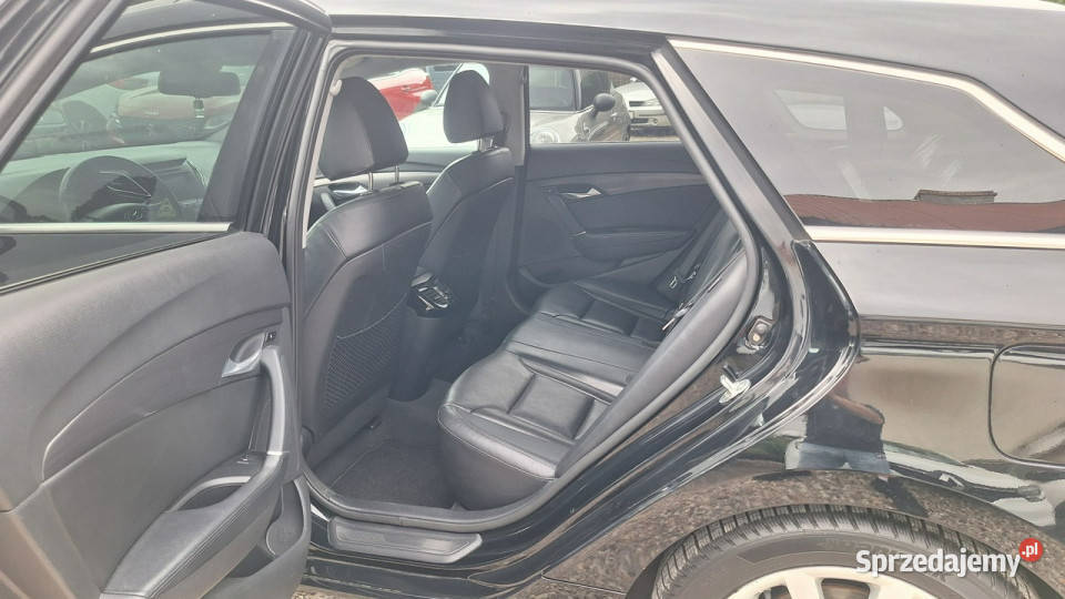 Hyundai i40 Premium ksenon navi skóra 1685cm3 Zieleniewo