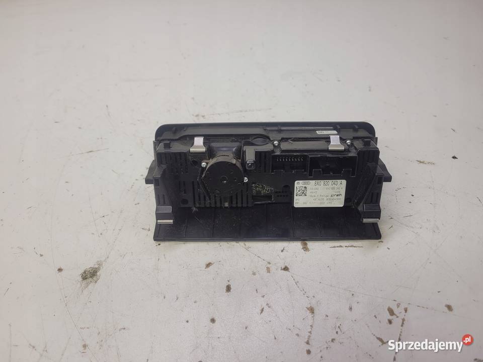 PANEL KLIMATRONIK AUDI A1 8X 8X0820043A Przystajń
