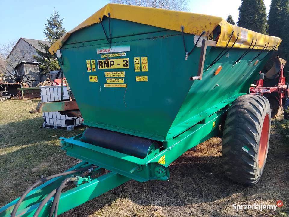 Rozsiewacz nawozu wapna RPN3transport