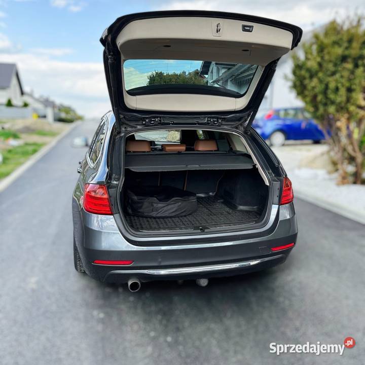 BMW Seria 3 320i Touring Luxury Line Gliwice