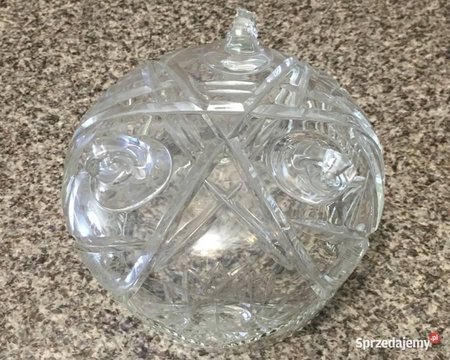 Duża kryształowa cukiernica pucharek na nóżkach Ustroń