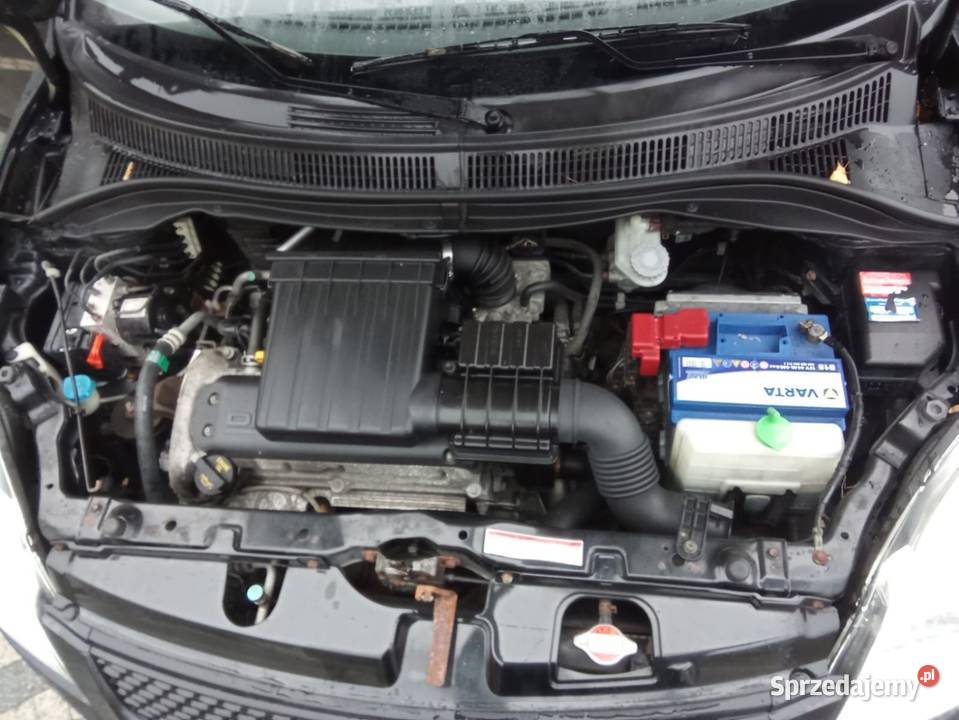 Suzuki Swift 5d hb 13 benzynka z klimatyzacja manualna