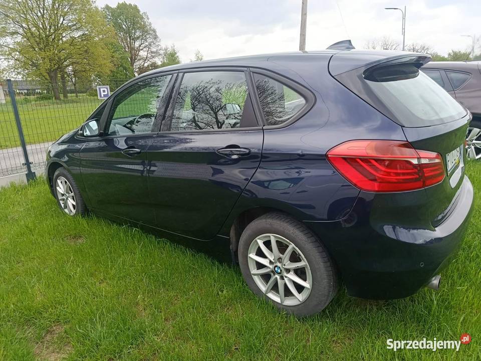 Sprzedam BMW 216D Turek