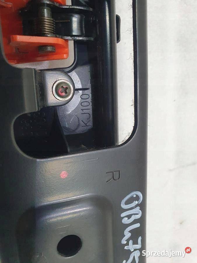 UCHWYT MOCOWANIE FOTELI 3 RZĄD LAND CRUISER 120