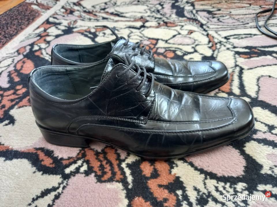 Buty czarne garniturowe rozmaiar 42 Tomaszów Lubelski