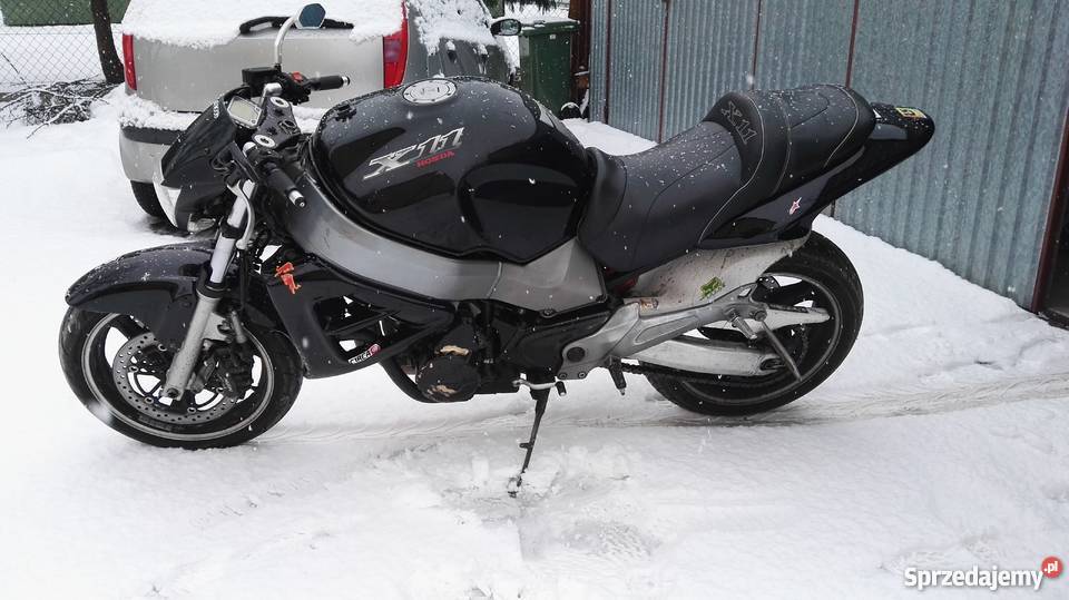 Honda X11 benzyna