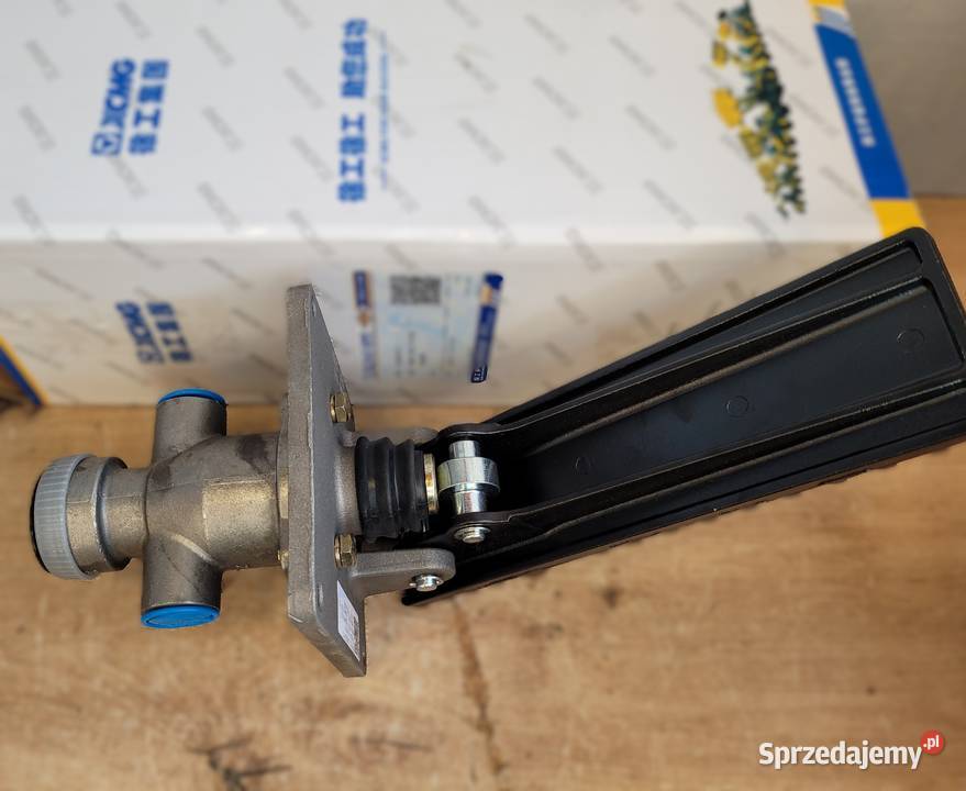 Szpilka ładowarka XCMG ZL50 Zl30