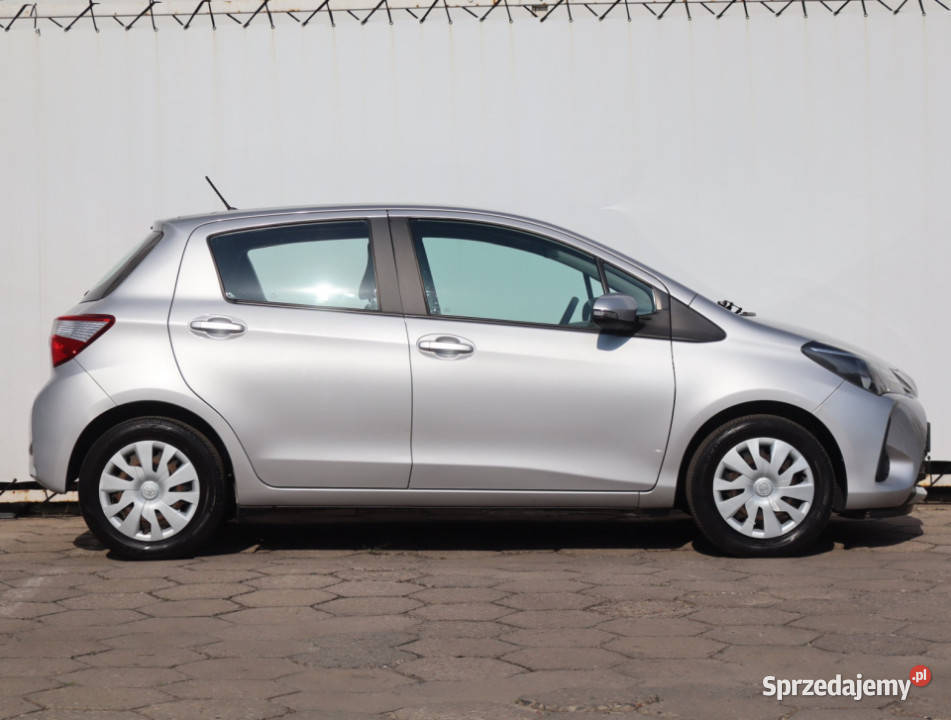 Toyota Yaris 10 VVTi manualna Łódź